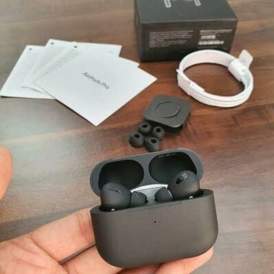 Airpods Pro 2 (2nd Generation) Black | USB-C, Noise Cancellation - Image 3